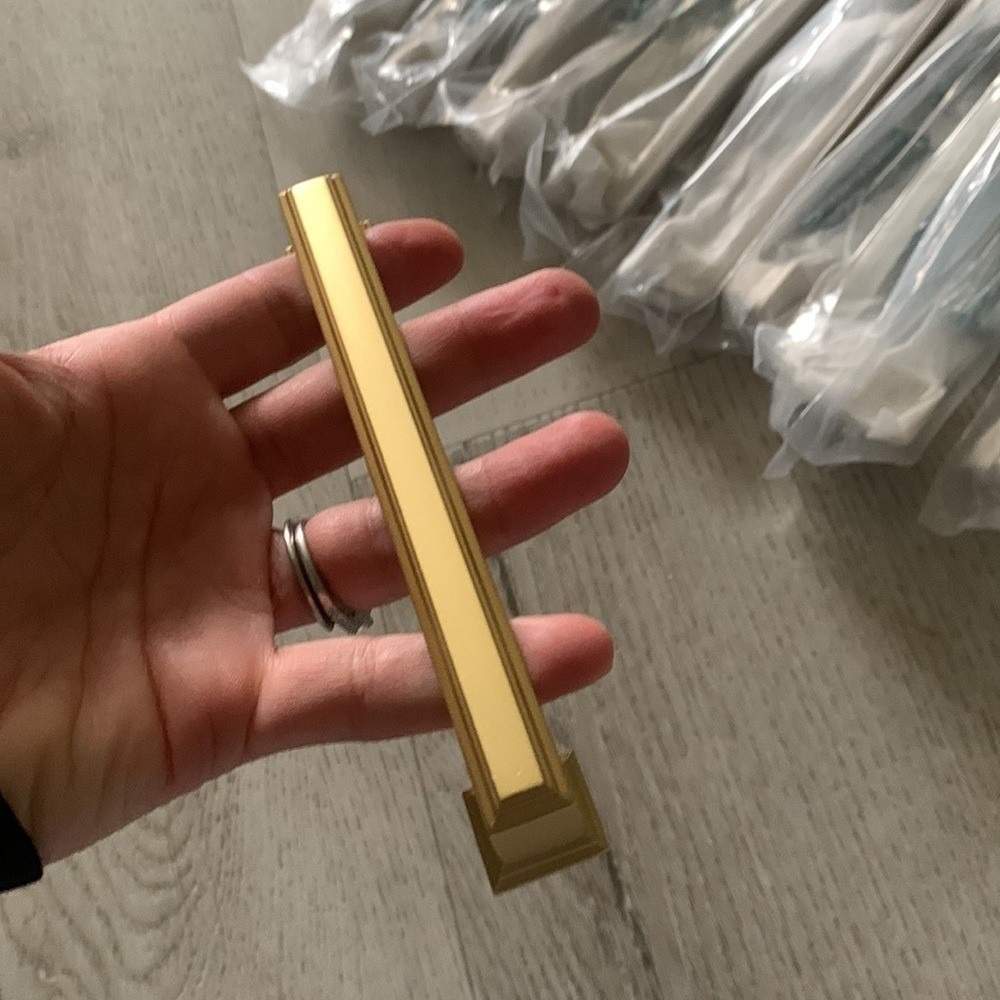 Set of 10 5 in. (128 mm) Brushed Brass Drawer Pull Traditional Small Handle gold